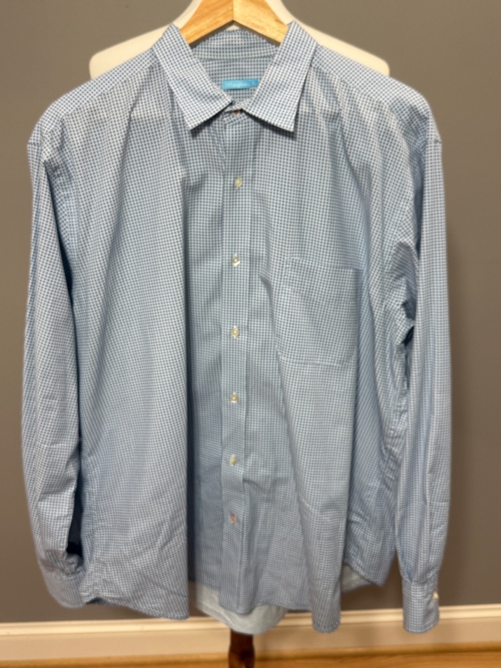 Men's J. McLaughlin White and  Blue Patterned Long-Sleeve Button Down Shirt - XL